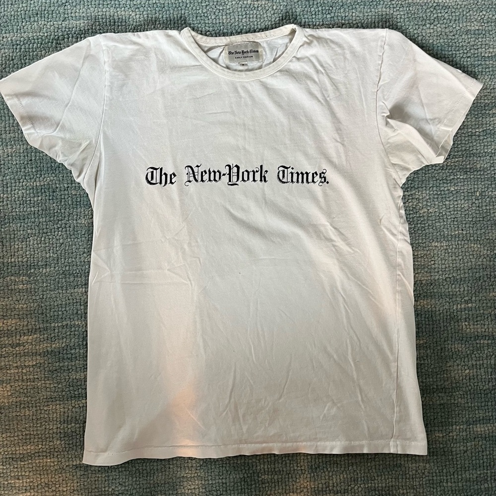 Knickerbocker x The New York Times Limited Edition Men’s Medium White T-Shirt